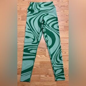 Green Swirl Patterned Women's Leggings
